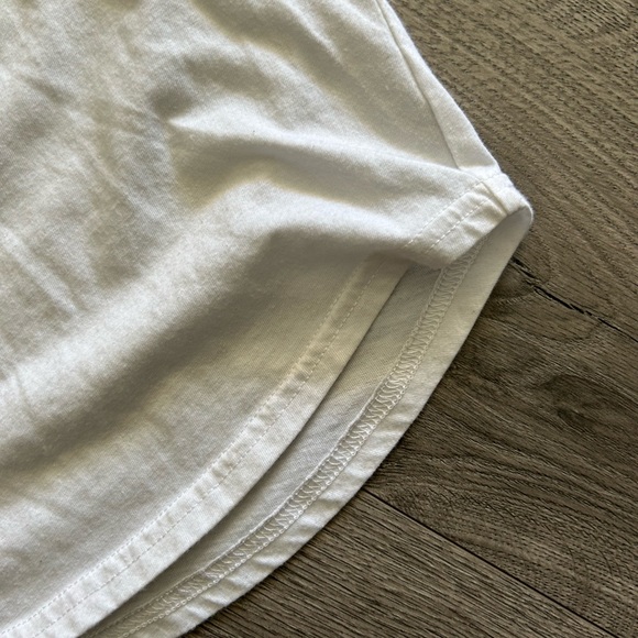 Disney Parks Disneyland Graphic Tee Women’s Small - Picture 6 of 8